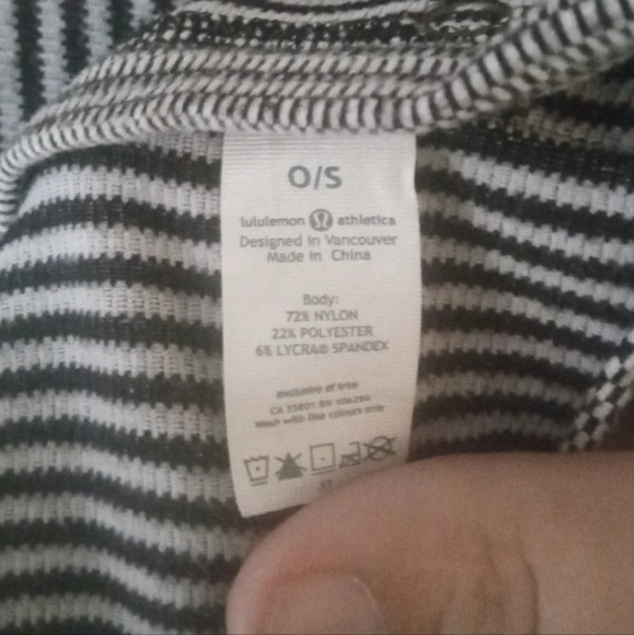 Lululemon Vinyasa Scarf Wrap One Size Mini Pique Check Black & White Stripe - Picture 7 of 9